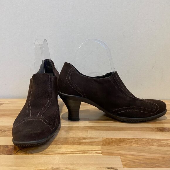 Brown Suede La Canadienne Womens Slip-On Heeled Shoes Size 6.5 waterproof Canada - Picture 7 of 16